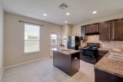 5704 Levenwood Lane, Austin, TX 78724 - Photo 9