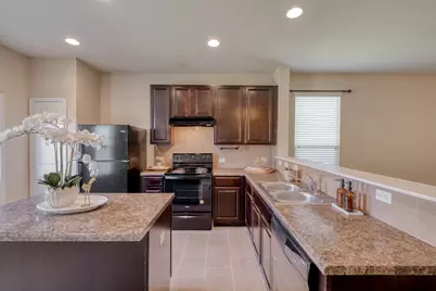 5704 Levenwood Lane, Austin, TX 78724 - Photo 7