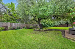 842 Sunfish St, Lakeway, TX 78734 - Photo 33