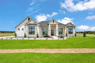 200 Saddle Spgs Dr, Georgetown, TX 78633 - Photo 1