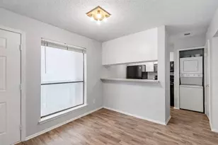 3115 Helms St, Austin, TX 78705 - Photo 15