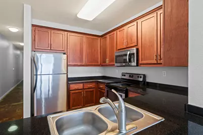 910 W 25th Street #209, Austin, TX 78705 - Photo 3