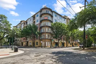 910 W 25th St, Austin, TX 78705 - Photo 1