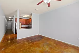 910 W 25th St, Austin, TX 78705 - Photo 7