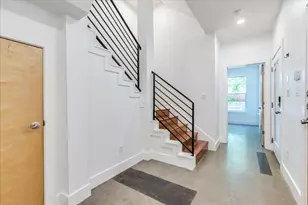 2608 E 6th St, Austin, TX 78702 - Photo 15