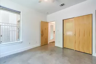 2608 E 6th St, Austin, TX 78702 - Photo 17