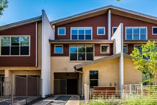 2608 E 6th St, Austin, TX 78702 - Photo 1
