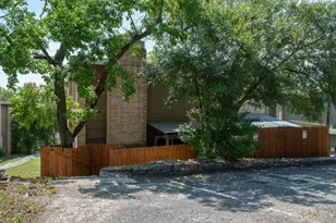 6406 Chimney Creek Cir, Austin, TX 78723 - Photo 25