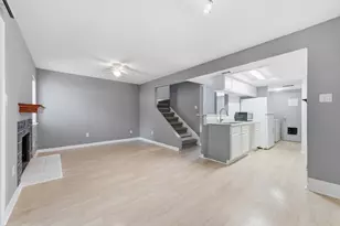 6406 Chimney Creek Cir, Austin, TX 78723 - Photo 9