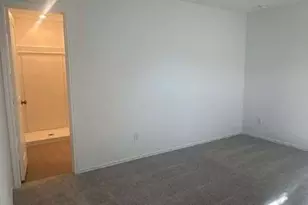 208 Skyfire St, Hutto, TX 78634 - Photo 7