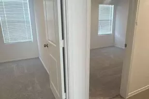 208 Skyfire St, Hutto, TX 78634 - Photo 9