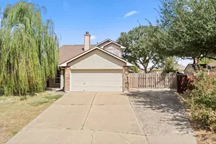 413 Clarks Way, Hutto, TX 78634 - Photo 1