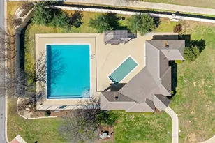 2305 Candle Ridge Trail, Georgetown, TX 78626 - Photo 33