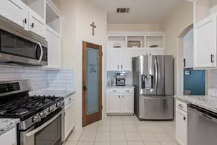 2305 Candle Ridge Trail, Georgetown, TX 78626 - Photo 9