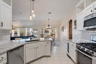 2305 Candle Ridge Trail, Georgetown, TX 78626 - Photo 11