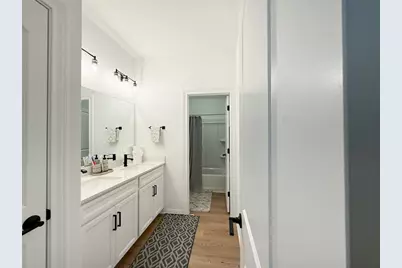 253 Inlet Lane, Leander, TX 78641 - Photo 17