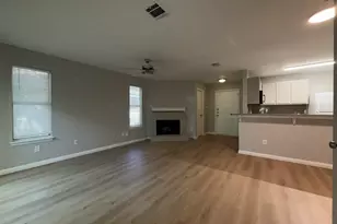 2906 Kestrel Dr, Austin, TX 78745 - Photo 5