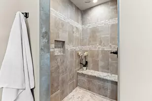 204 S Venture Blvd, Point Venture, TX 78645 - Photo 27