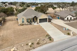 204 S Venture Blvd, Point Venture, TX 78645 - Photo 3