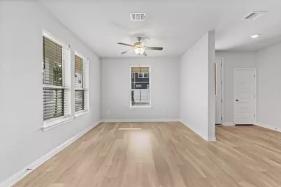 7814 Wilfred Drive, Austin, TX 78744 - Photo 7