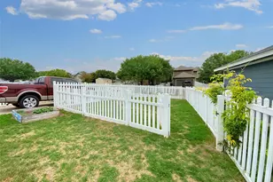 701 Sampson St, Kyle, TX 78640 - Photo 31
