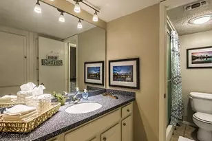 17 Casa Verde St, Lakeway, TX 78734 - Photo 9