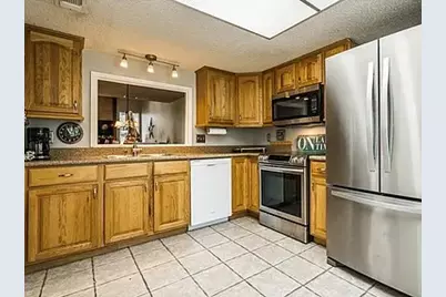 17 Casa Verde Street #17, Lakeway, TX 78734 - Photo 5