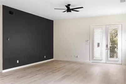 707 Cardinal Lane #E2, Austin, TX 78704 - Photo 11