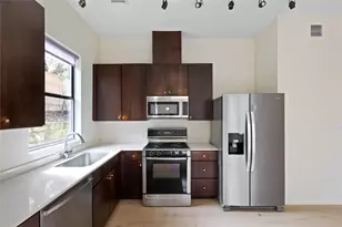 707 Cardinal Ln, Austin, TX 78704 - Photo 13