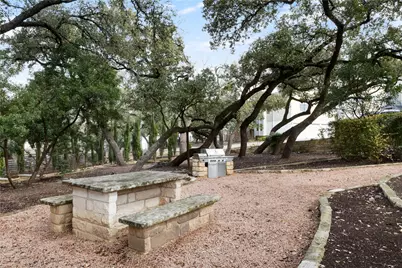 707 Cardinal Lane #E2, Austin, TX 78704 - Photo 33
