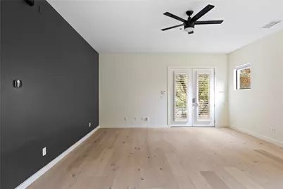 707 Cardinal Lane #E2, Austin, TX 78704 - Photo 9
