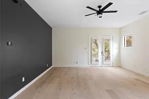 707 Cardinal Ln, Austin, TX 78704 - Photo 9