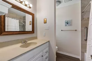 400 E Logan St, Round Rock, TX 78664 - Photo 13