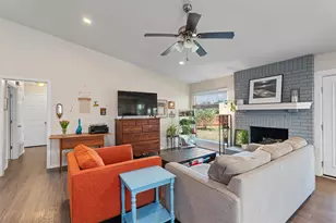 400 E Logan St, Round Rock, TX 78664 - Photo 5