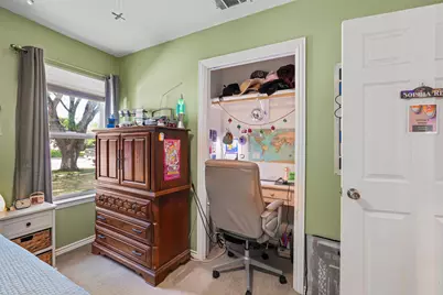 400 E Logan Street, Round Rock, TX 78664 - Photo 19