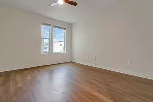 1900 Barton Springs Rd, Austin, TX 78704 - Photo 25