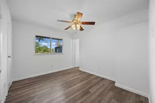 1401 Trinity St, Lockhart, TX 78644 - Photo 19