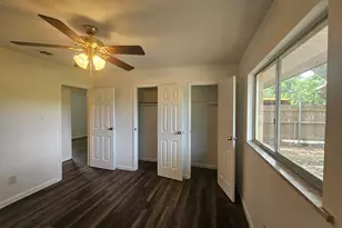 1401 Trinity St, Lockhart, TX 78644 - Photo 15