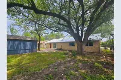 1401 Trinity Street, Lockhart, TX 78644 - Photo 29
