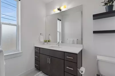 4020 Airport Boulevard #7, Austin, TX 78722 - Photo 29