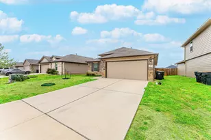 317 Lily Pond Trl, San Marcos, TX 78666 - Photo 25