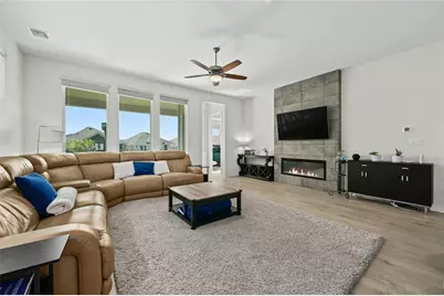 916 Leaning Oak Lane, Georgetown, TX 78628 - Photo 9