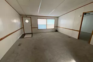 2029 Us-290 E, McDade, TX 78650 - Photo 17