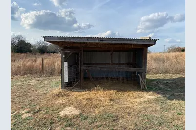 2029 Us-290 E, McDade, TX 78650 - Photo 21