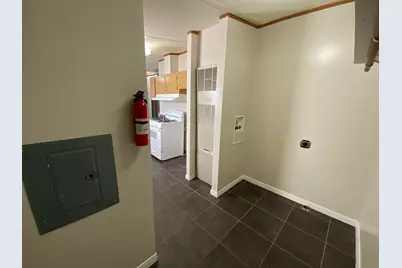 2029 Us-290 E, McDade, TX 78650 - Photo 9