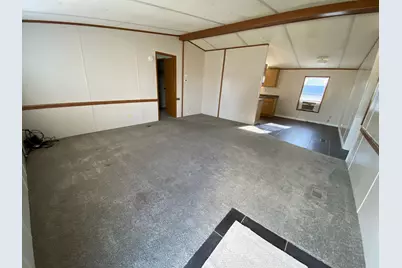 2029 Us-290 E, McDade, TX 78650 - Photo 5