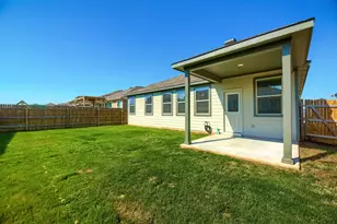 108 Flexus Ln, Liberty Hill, TX 78642 - Photo 17