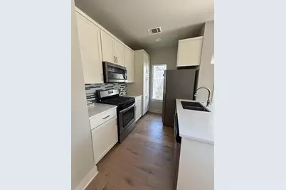 2209 Willow Street #B, Austin, TX 78702 - Photo 15