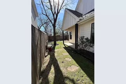 2209 Willow Street #B, Austin, TX 78702 - Photo 11