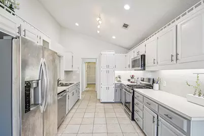 5833 Secrest Drive, Austin, TX 78759 - Photo 7